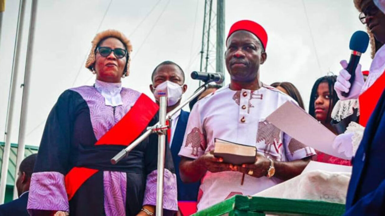 SOLUDO TAKES OVER OFFICE AS THE 6TH DEMOCRATICALLY ELECTED GOVERNOR OF ANAMBRA STATE, Rides in INNOCEN VEHICLE